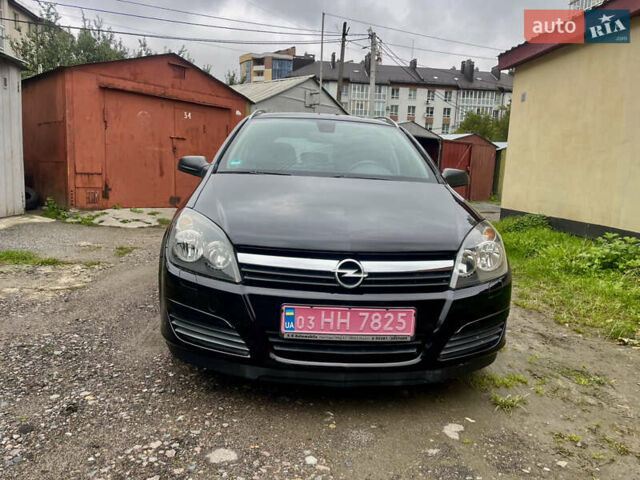 Черный Опель Астра, объемом двигателя 1.6 л и пробегом 211 тыс. км за 4700 $, фото 1 на Automoto.ua