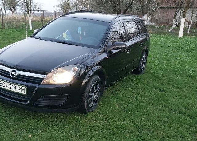 Чорний Опель Астра, об'ємом двигуна 1.6 л та пробігом 300 тис. км за 5200 $, фото 1 на Automoto.ua