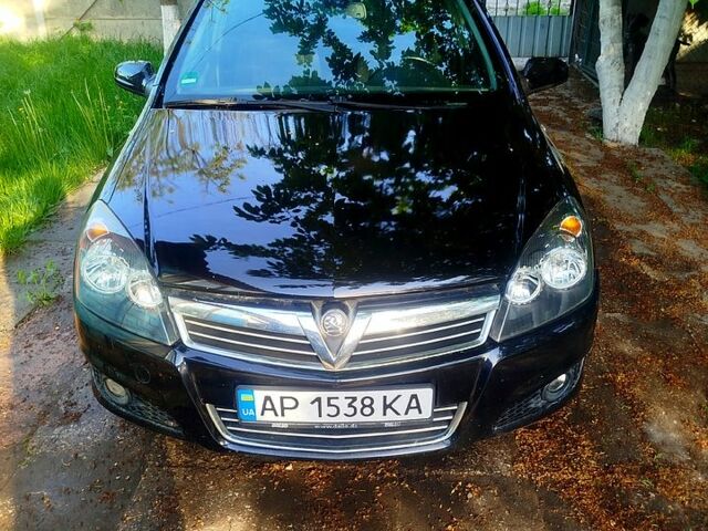 Черный Опель Астра, объемом двигателя 1.9 л и пробегом 230 тыс. км за 4100 $, фото 1 на Automoto.ua