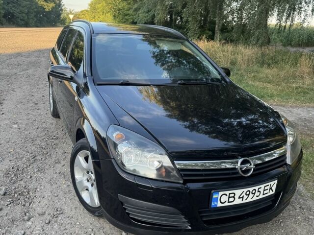 Чорний Опель Астра, об'ємом двигуна 1.6 л та пробігом 254 тис. км за 5209 $, фото 1 на Automoto.ua