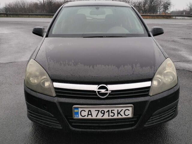 Чорний Опель Астра, об'ємом двигуна 1.2 л та пробігом 300 тис. км за 3800 $, фото 1 на Automoto.ua