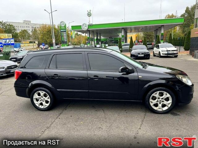 Черный Опель Астра, объемом двигателя 1.6 л и пробегом 29800 тыс. км за 6000 $, фото 1 на Automoto.ua