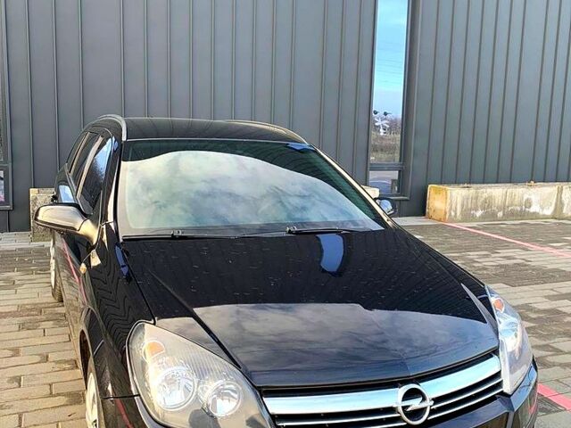 Чорний Опель Астра, об'ємом двигуна 1.6 л та пробігом 270 тис. км за 5300 $, фото 1 на Automoto.ua