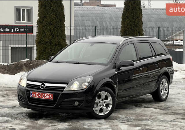 Черный Опель Астра, объемом двигателя 1.8 л и пробегом 170 тыс. км за 5899 $, фото 1 на Automoto.ua