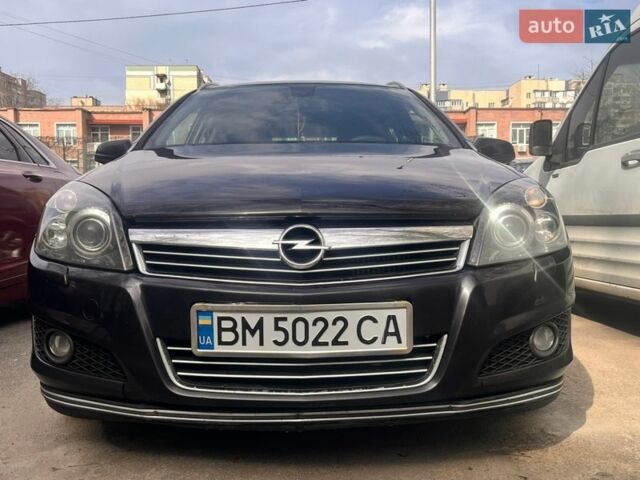 Черный Опель Астра, объемом двигателя 1.3 л и пробегом 350 тыс. км за 4700 $, фото 1 на Automoto.ua