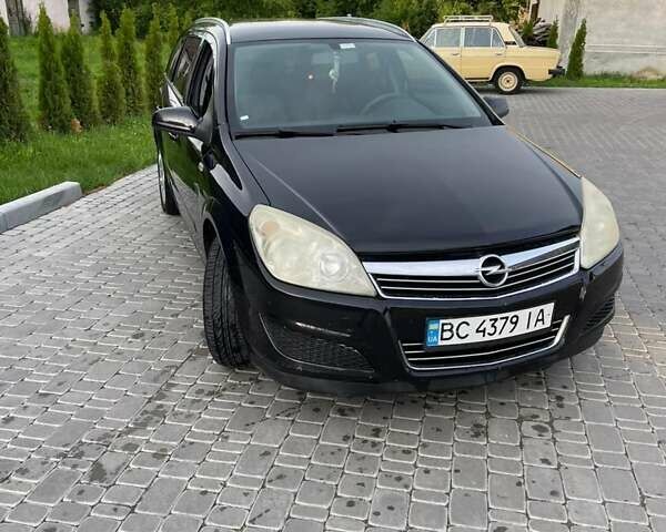 Чорний Опель Астра, об'ємом двигуна 1.6 л та пробігом 577 тис. км за 4300 $, фото 1 на Automoto.ua