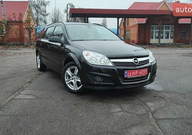 Черный Опель Астра, объемом двигателя 1.82 л и пробегом 204 тыс. км за 5950 $, фото 1 на Automoto.ua