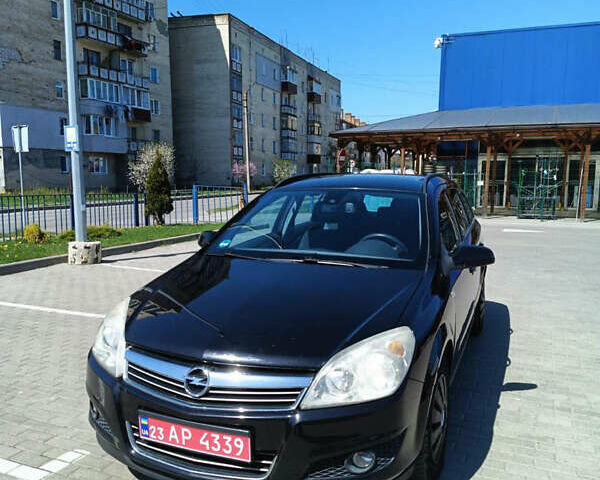 Черный Опель Астра, объемом двигателя 1.6 л и пробегом 230 тыс. км за 4999 $, фото 1 на Automoto.ua