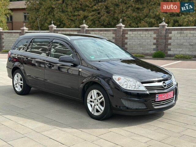 Черный Опель Астра, объемом двигателя 1.6 л и пробегом 186 тыс. км за 5600 $, фото 1 на Automoto.ua
