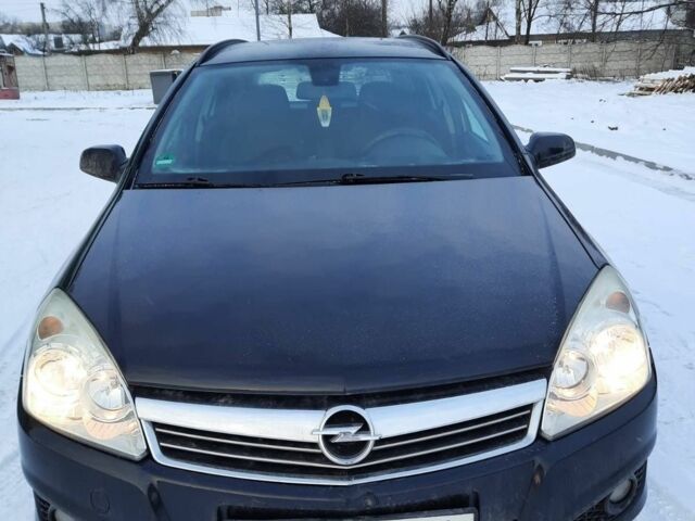 Черный Опель Астра, объемом двигателя 1.6 л и пробегом 240 тыс. км за 4350 $, фото 1 на Automoto.ua