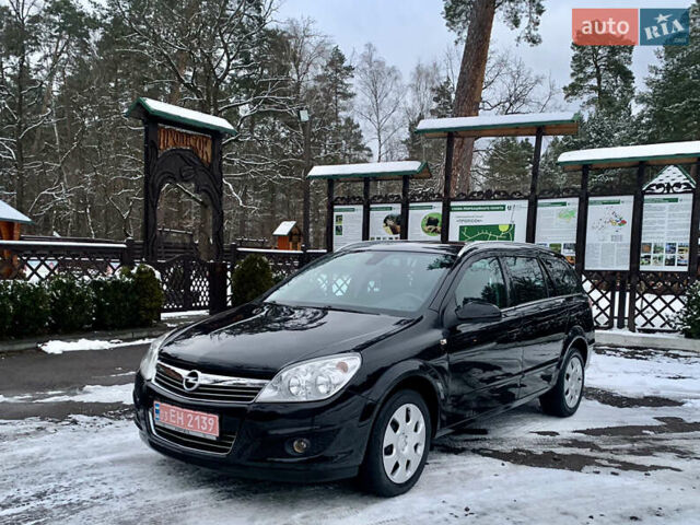 Черный Опель Астра, объемом двигателя 1.6 л и пробегом 226 тыс. км за 5100 $, фото 1 на Automoto.ua