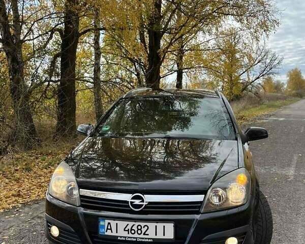 Чорний Опель Астра, об'ємом двигуна 1.6 л та пробігом 200 тис. км за 5000 $, фото 1 на Automoto.ua