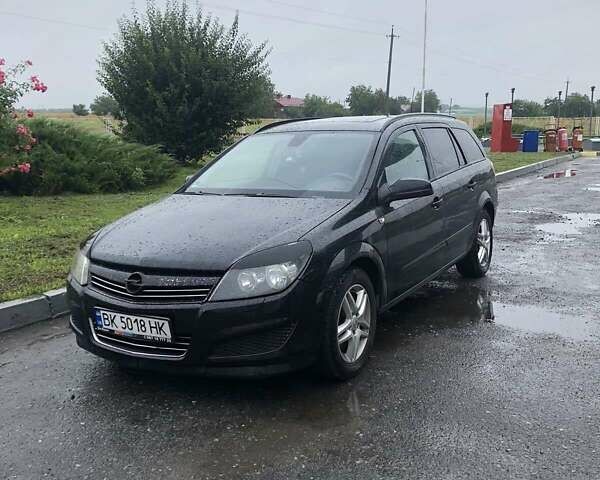 Черный Опель Астра, объемом двигателя 1.91 л и пробегом 286 тыс. км за 5300 $, фото 1 на Automoto.ua