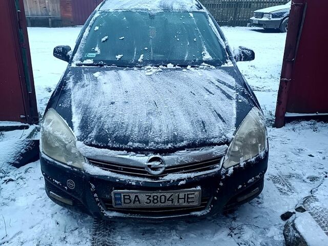Чорний Опель Астра, об'ємом двигуна 1.2 л та пробігом 292 тис. км за 3000 $, фото 1 на Automoto.ua
