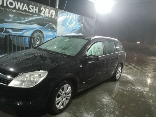 Черный Опель Астра, объемом двигателя 1.7 л и пробегом 199 тыс. км за 3700 $, фото 1 на Automoto.ua