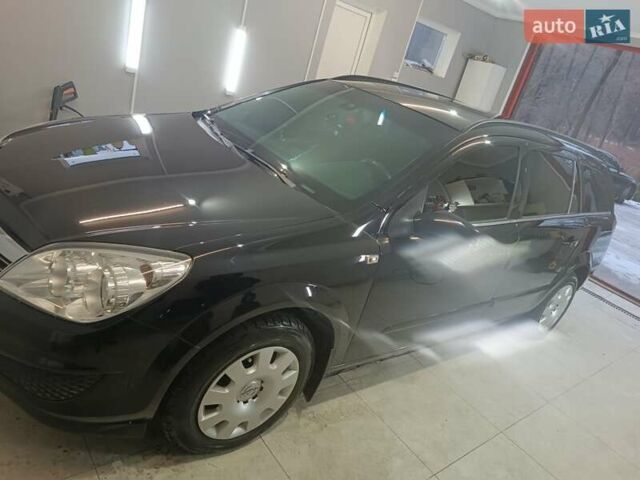 Чорний Опель Астра, об'ємом двигуна 1.7 л та пробігом 248 тис. км за 5250 $, фото 1 на Automoto.ua