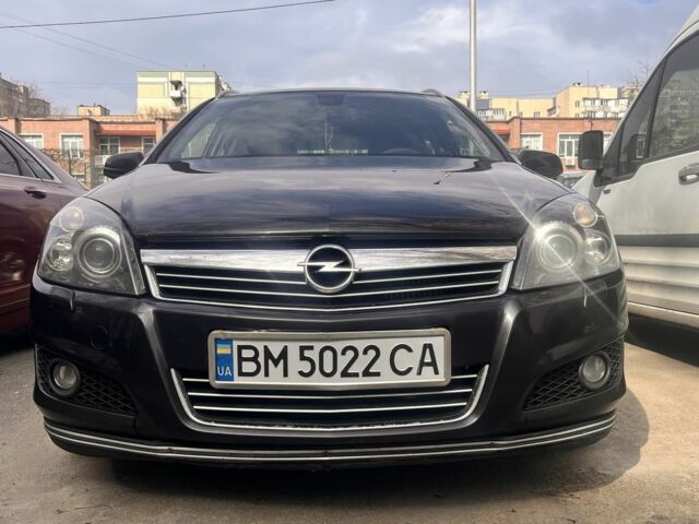Черный Опель Астра, объемом двигателя 1.3 л и пробегом 350 тыс. км за 4500 $, фото 1 на Automoto.ua