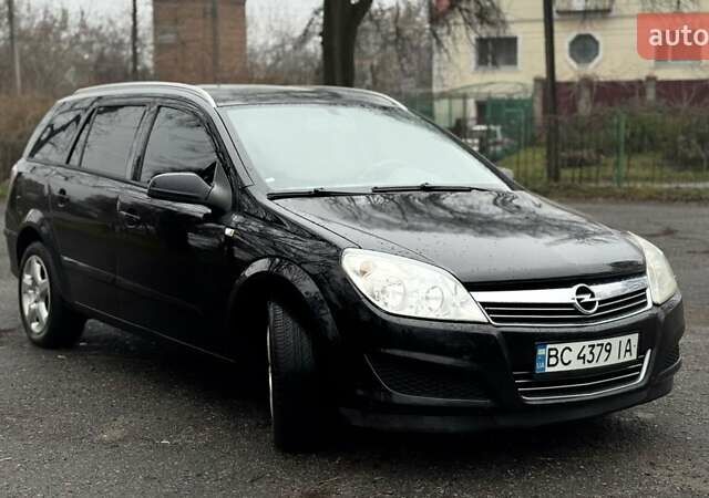 Чорний Опель Астра, об'ємом двигуна 1.6 л та пробігом 280 тис. км за 4600 $, фото 1 на Automoto.ua