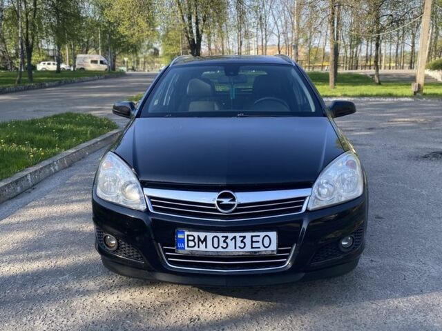 Черный Опель Астра, объемом двигателя 1.6 л и пробегом 265 тыс. км за 5450 $, фото 1 на Automoto.ua