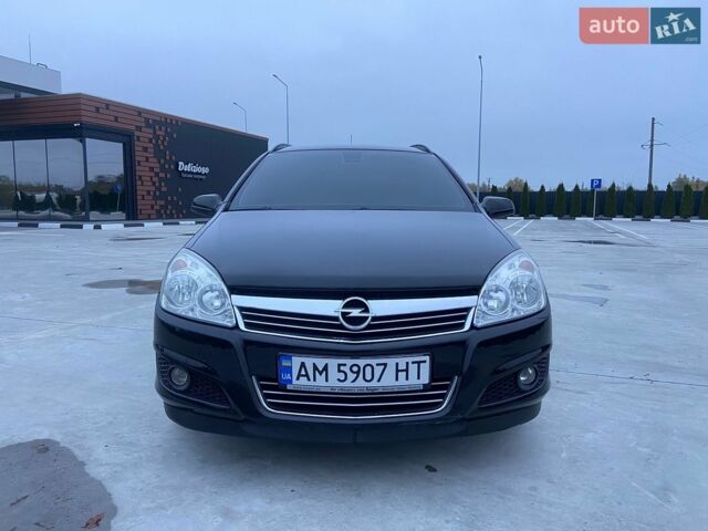 Чорний Опель Астра, об'ємом двигуна 1.6 л та пробігом 249 тис. км за 3850 $, фото 1 на Automoto.ua