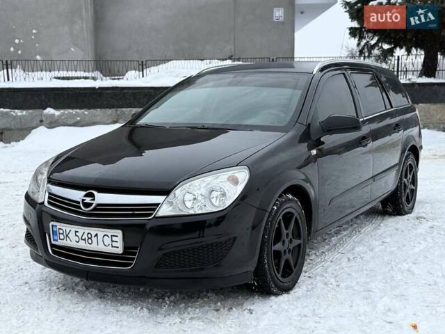 Черный Опель Астра, объемом двигателя 1.91 л и пробегом 280 тыс. км за 4450 $, фото 1 на Automoto.ua