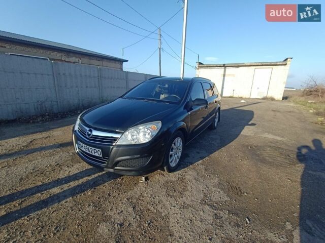 Черный Опель Астра, объемом двигателя 1.6 л и пробегом 300 тыс. км за 6200 $, фото 1 на Automoto.ua
