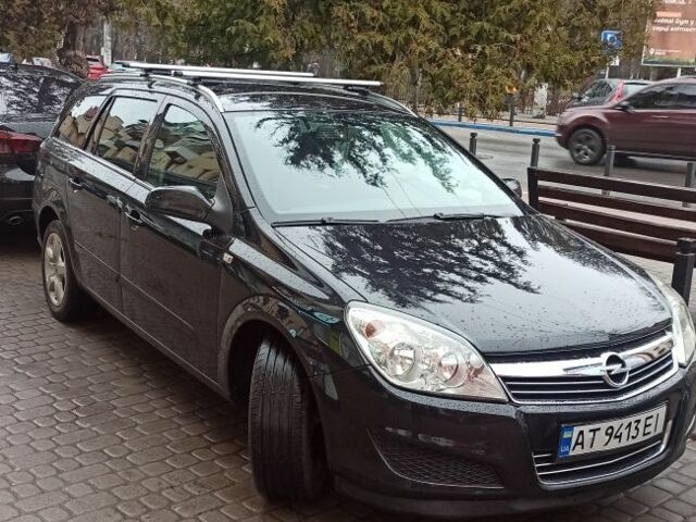 Черный Опель Астра, объемом двигателя 1.6 л и пробегом 280 тыс. км за 4751 $, фото 1 на Automoto.ua