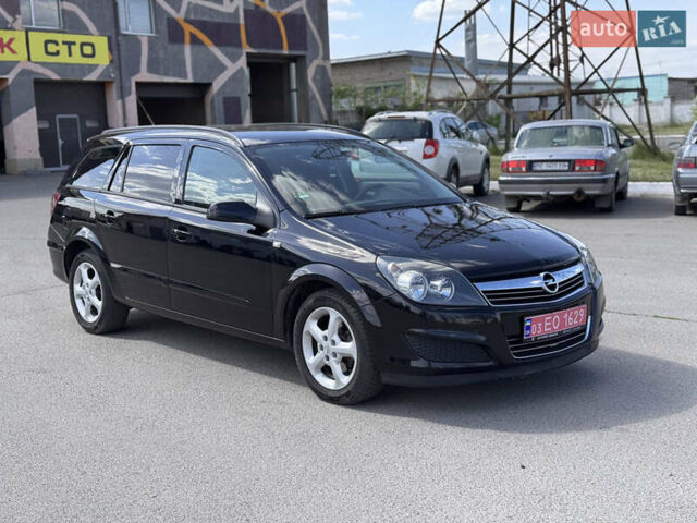 Черный Опель Астра, объемом двигателя 1.6 л и пробегом 268 тыс. км за 5100 $, фото 1 на Automoto.ua