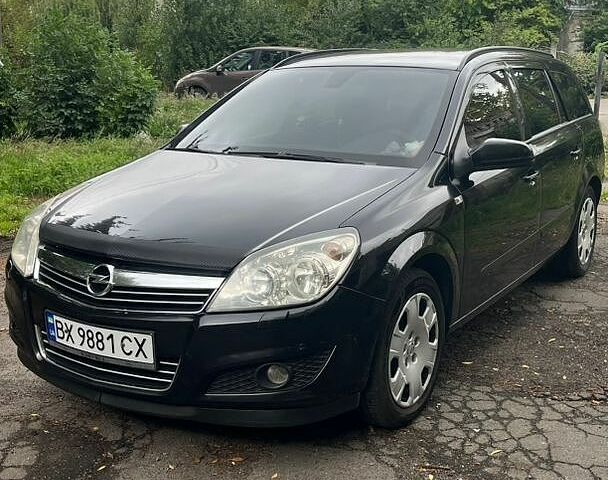Черный Опель Астра, объемом двигателя 1.7 л и пробегом 340 тыс. км за 5200 $, фото 1 на Automoto.ua
