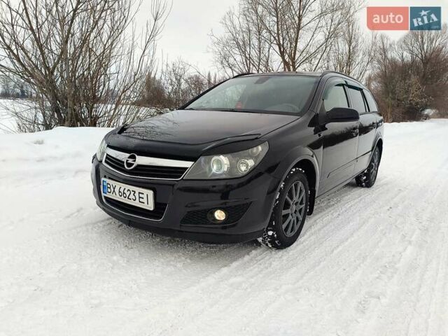 Черный Опель Астра, объемом двигателя 1.7 л и пробегом 245 тыс. км за 5800 $, фото 1 на Automoto.ua