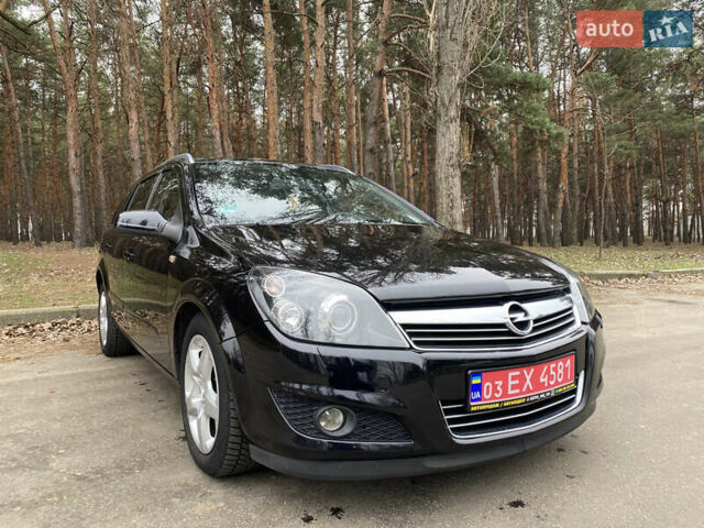 Черный Опель Астра, объемом двигателя 1.6 л и пробегом 194 тыс. км за 5800 $, фото 1 на Automoto.ua