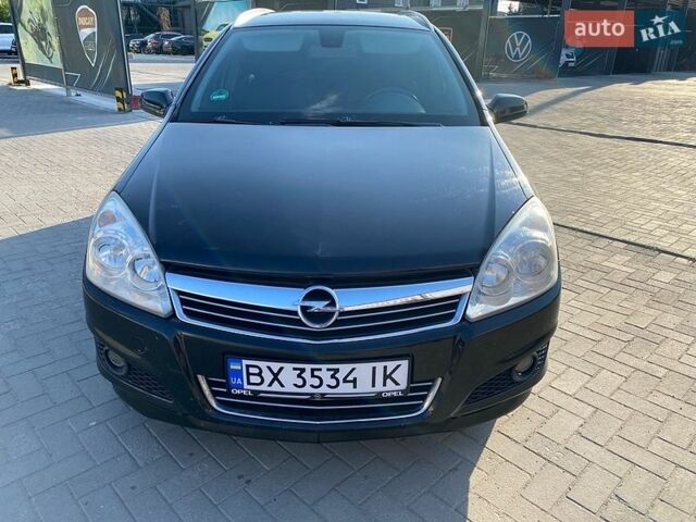 Чорний Опель Астра, об'ємом двигуна 1.69 л та пробігом 324 тис. км за 5250 $, фото 1 на Automoto.ua