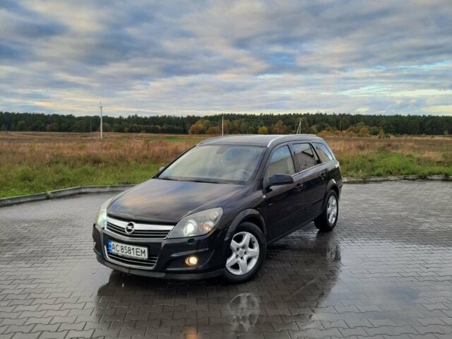 Черный Опель Астра, объемом двигателя 1.6 л и пробегом 281 тыс. км за 5900 $, фото 1 на Automoto.ua