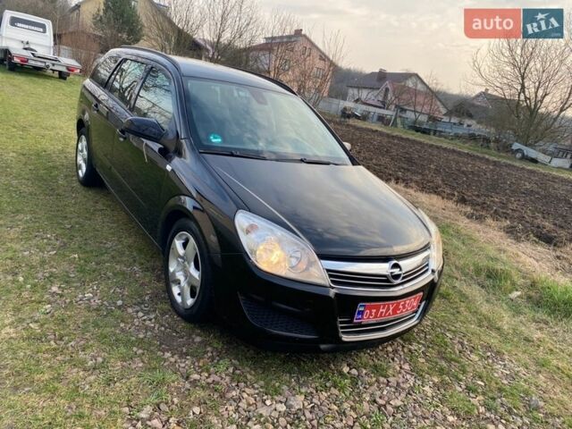 Черный Опель Астра, объемом двигателя 1.6 л и пробегом 173 тыс. км за 4899 $, фото 1 на Automoto.ua