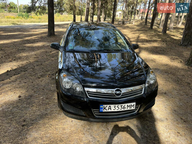 Чорний Опель Астра, об'ємом двигуна 1.69 л та пробігом 230 тис. км за 5300 $, фото 1 на Automoto.ua