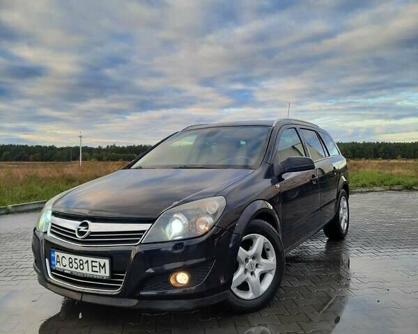 Черный Опель Астра, объемом двигателя 1.6 л и пробегом 281 тыс. км за 5900 $, фото 1 на Automoto.ua