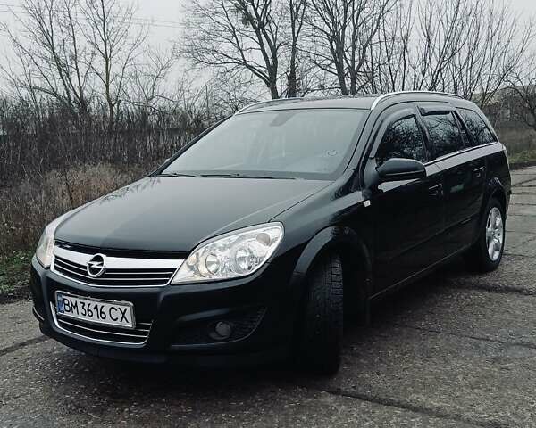 Черный Опель Астра, объемом двигателя 1.9 л и пробегом 262 тыс. км за 5500 $, фото 1 на Automoto.ua