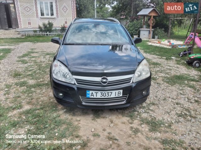 Черный Опель Астра, объемом двигателя 1.25 л и пробегом 330 тыс. км за 4900 $, фото 1 на Automoto.ua