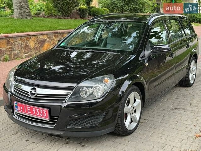 Черный Опель Астра, объемом двигателя 1.6 л и пробегом 153 тыс. км за 5950 $, фото 1 на Automoto.ua