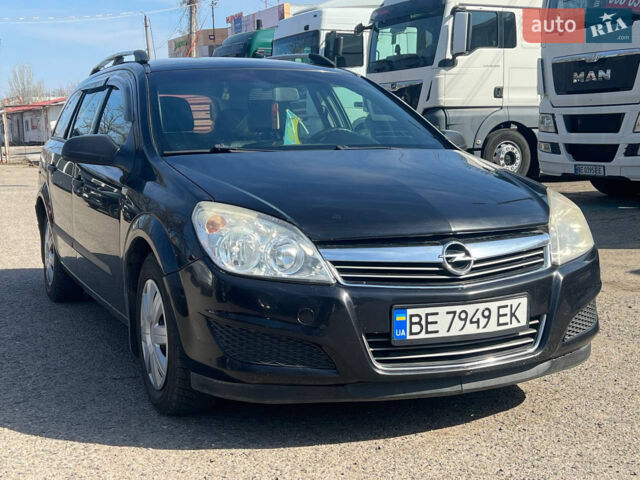 Черный Опель Астра, объемом двигателя 1.7 л и пробегом 220 тыс. км за 5300 $, фото 1 на Automoto.ua