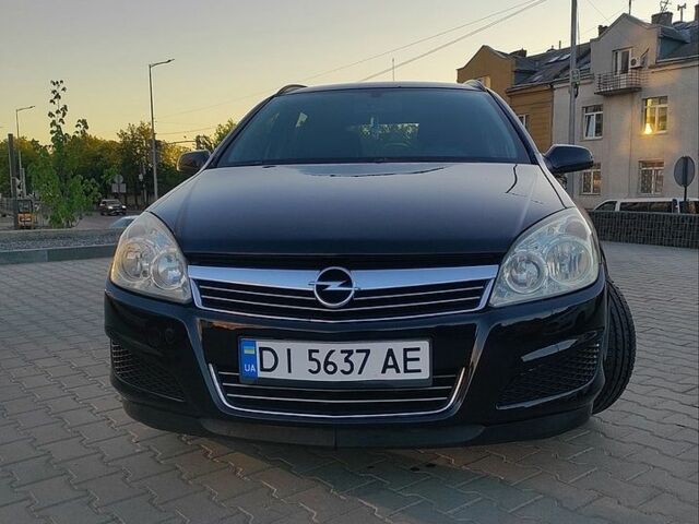 Чорний Опель Астра, об'ємом двигуна 1.7 л та пробігом 290 тис. км за 4350 $, фото 1 на Automoto.ua