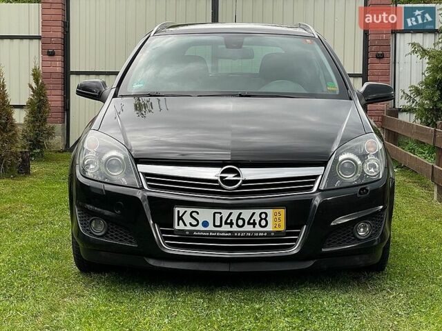 Черный Опель Астра, объемом двигателя 1.6 л и пробегом 237 тыс. км за 5200 $, фото 1 на Automoto.ua