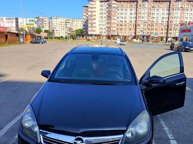 Черный Опель Астра, объемом двигателя 1.9 л и пробегом 290 тыс. км за 6000 $, фото 1 на Automoto.ua