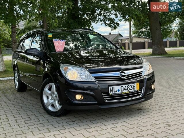 Чорний Опель Астра, об'ємом двигуна 1.6 л та пробігом 205 тис. км за 4999 $, фото 1 на Automoto.ua