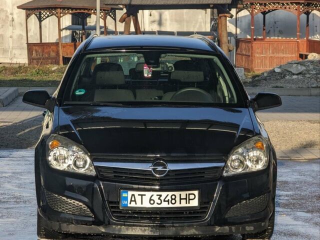 Черный Опель Астра, объемом двигателя 1.9 л и пробегом 216 тыс. км за 5750 $, фото 1 на Automoto.ua