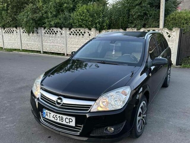 Черный Опель Астра, объемом двигателя 1.9 л и пробегом 350 тыс. км за 4624 $, фото 1 на Automoto.ua