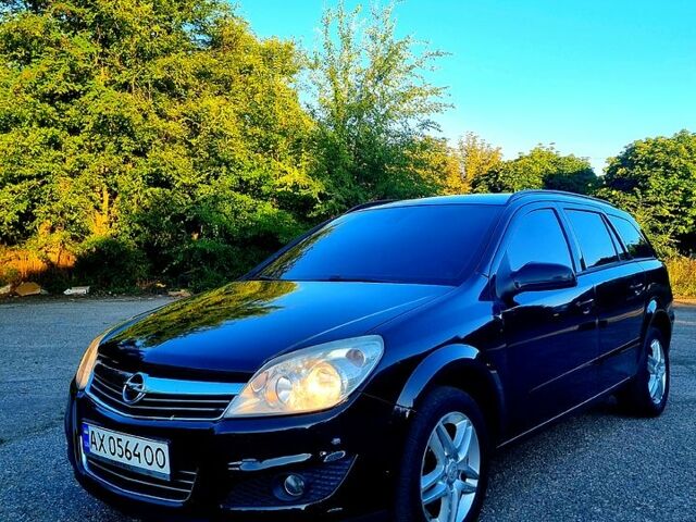Чорний Опель Астра, об'ємом двигуна 1.6 л та пробігом 248 тис. км за 4600 $, фото 1 на Automoto.ua