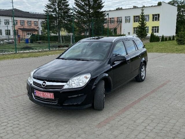Чорний Опель Астра, об'ємом двигуна 1.6 л та пробігом 226 тис. км за 5995 $, фото 1 на Automoto.ua