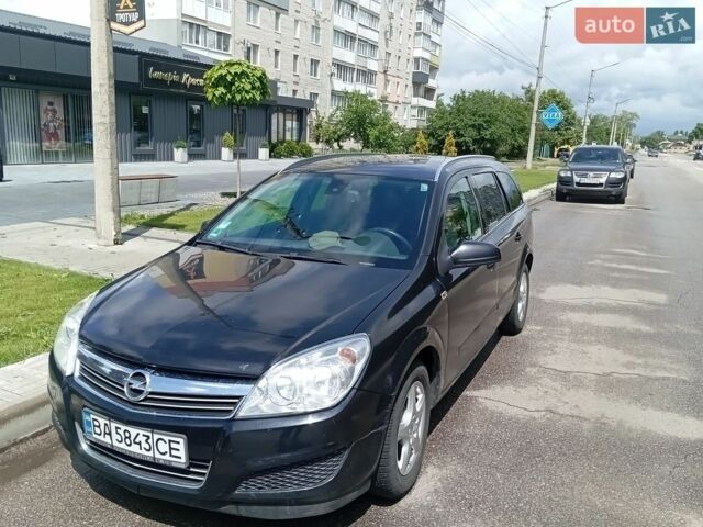Чорний Опель Астра, об'ємом двигуна 1.6 л та пробігом 199 тис. км за 4800 $, фото 1 на Automoto.ua