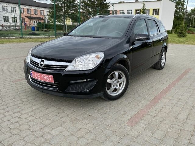 Чорний Опель Астра, об'ємом двигуна 1.6 л та пробігом 229 тис. км за 5000 $, фото 1 на Automoto.ua